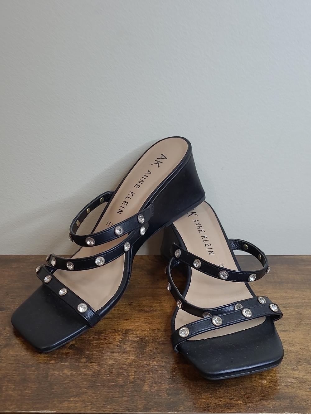 Anne Klein Black Rhinestone Studded Strappy Wedge Sandals size 7.5